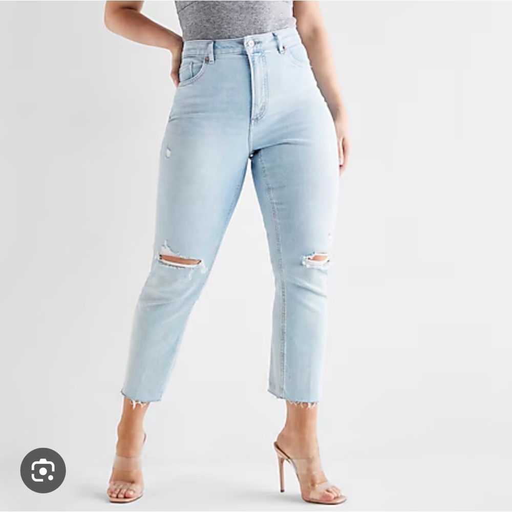 Express curvy mom jeans size 8